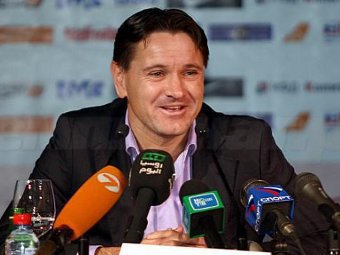 Новости спорта: Дмитрий Аленичев уверяет, что на стадионе 