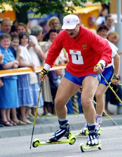 Президент Белоруссии Александр Лукашенко ударился в спорт