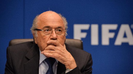 Президент ФИФА Йозеф Блаттер поддерживает расследование по делу о коррупции в организации